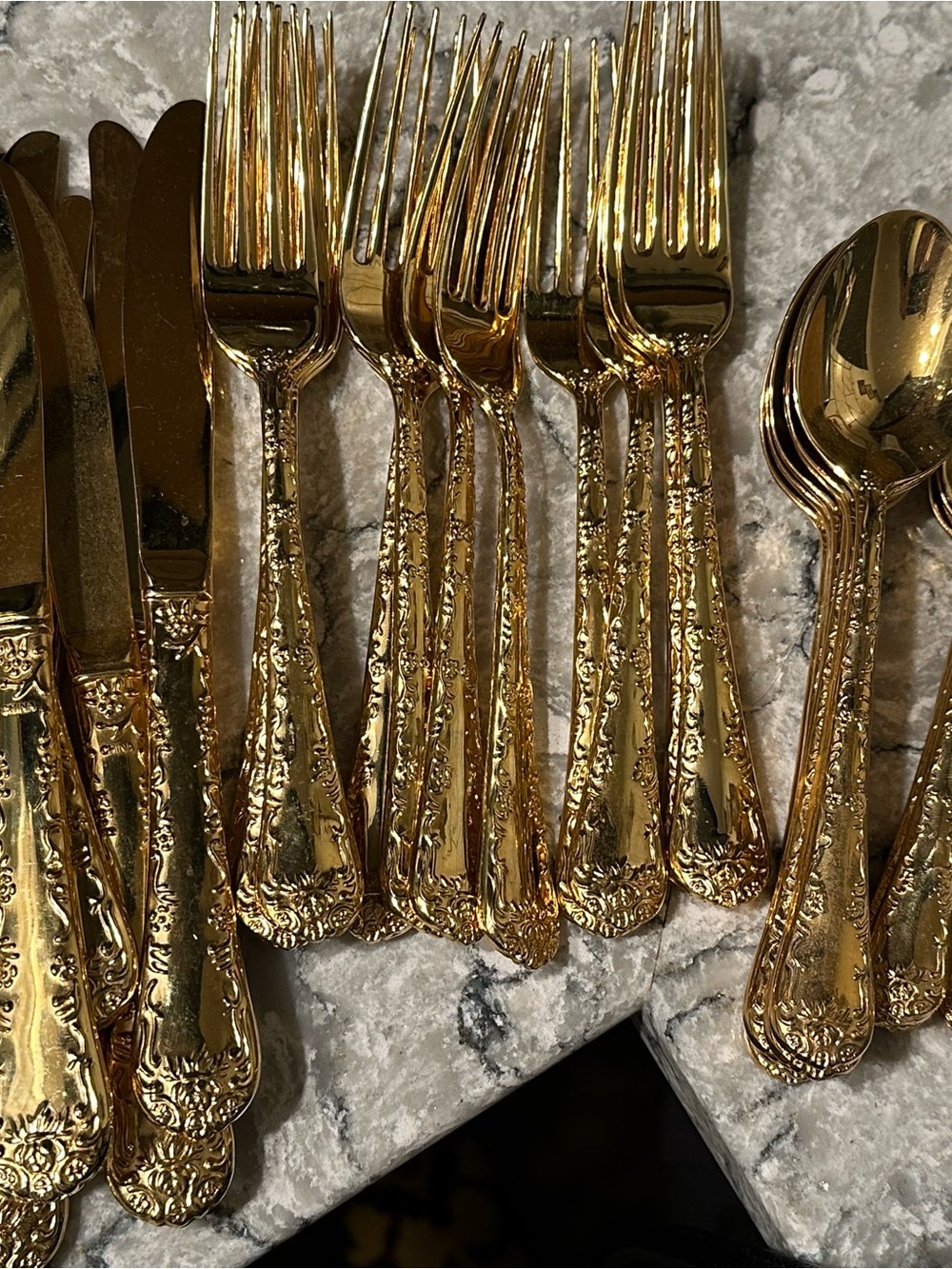 Luxury Gold Ornate Partial Flatware Set - Decorative Home Dining Cutlery